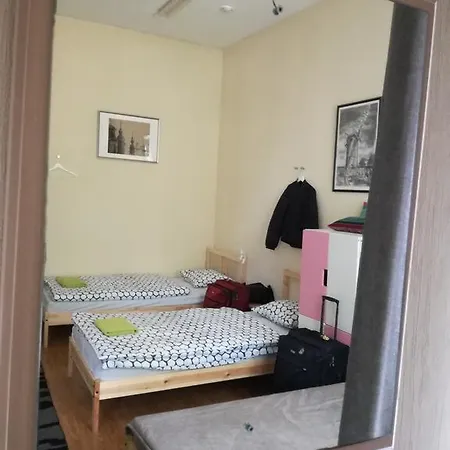 Hostal 25