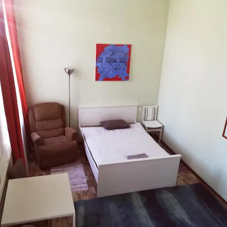 Hostal 25