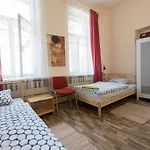 25 Vandrerhjem