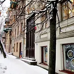 25 Vandrerhjem *
